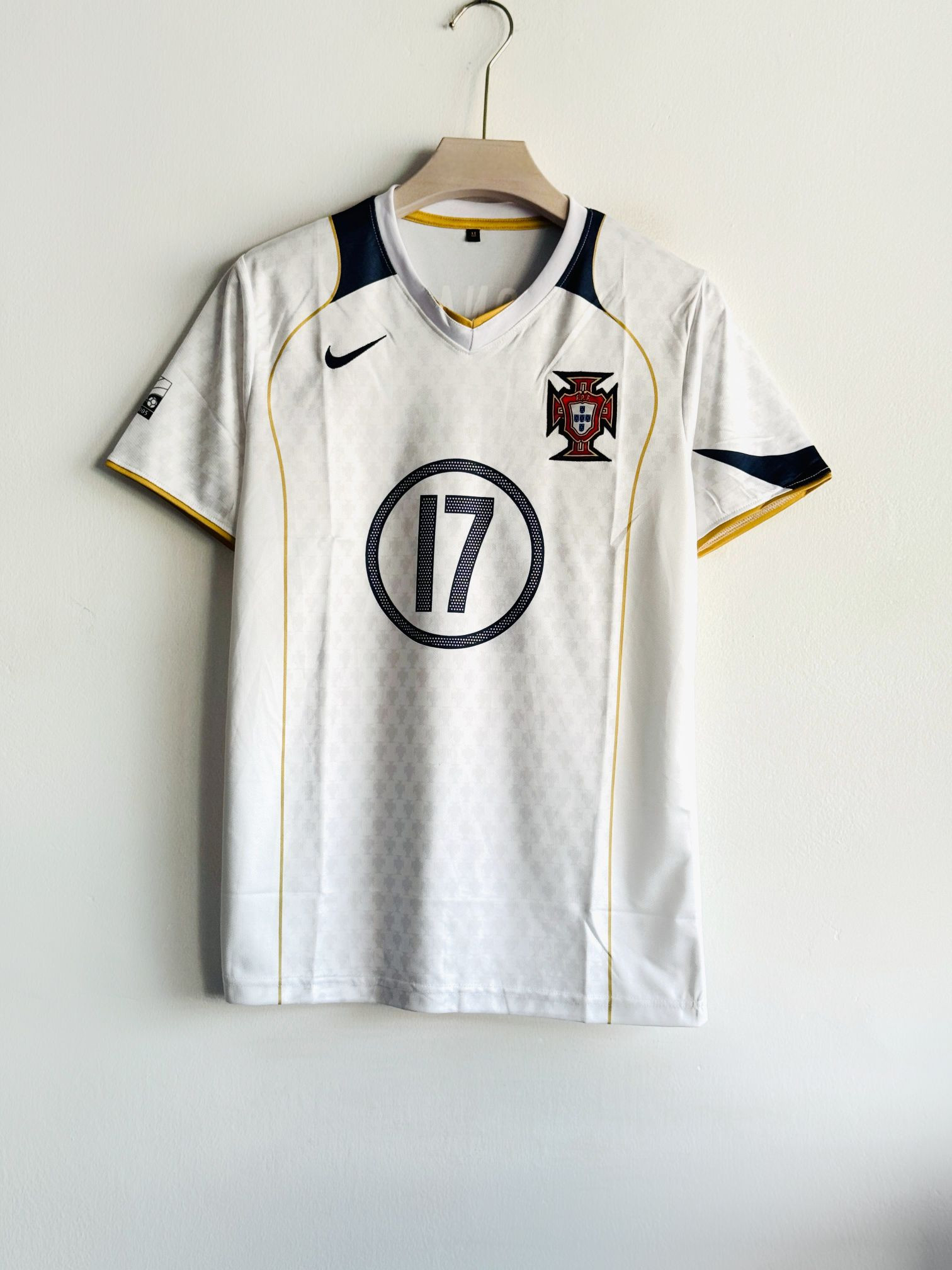 PORTUGAL RETRO 2004 AWAY C.RONALDO (EMBROIDERY LOGOS)