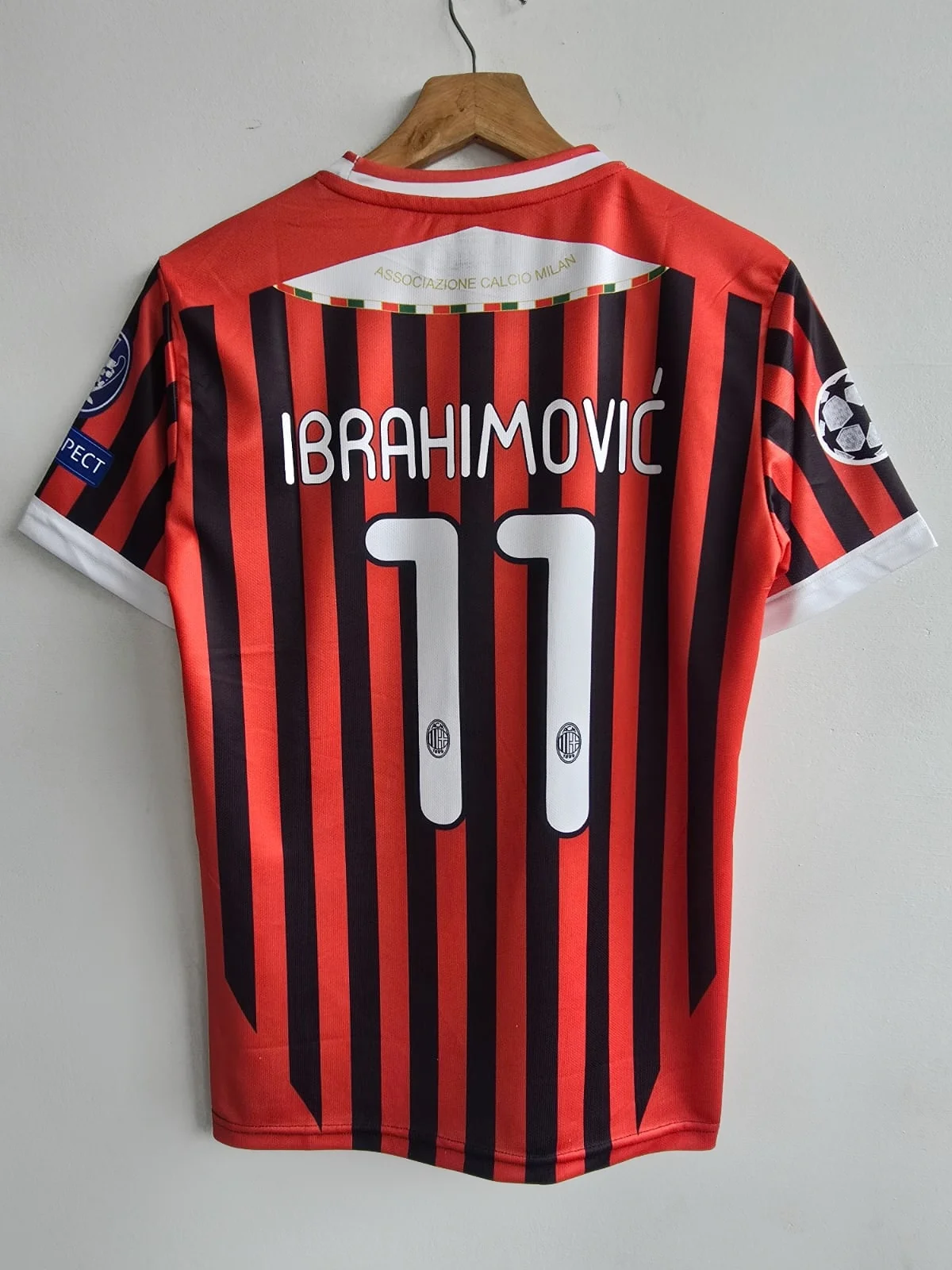 AC MILAN RETRO 2011-12 HOME KIT IBRAHIMOVIC