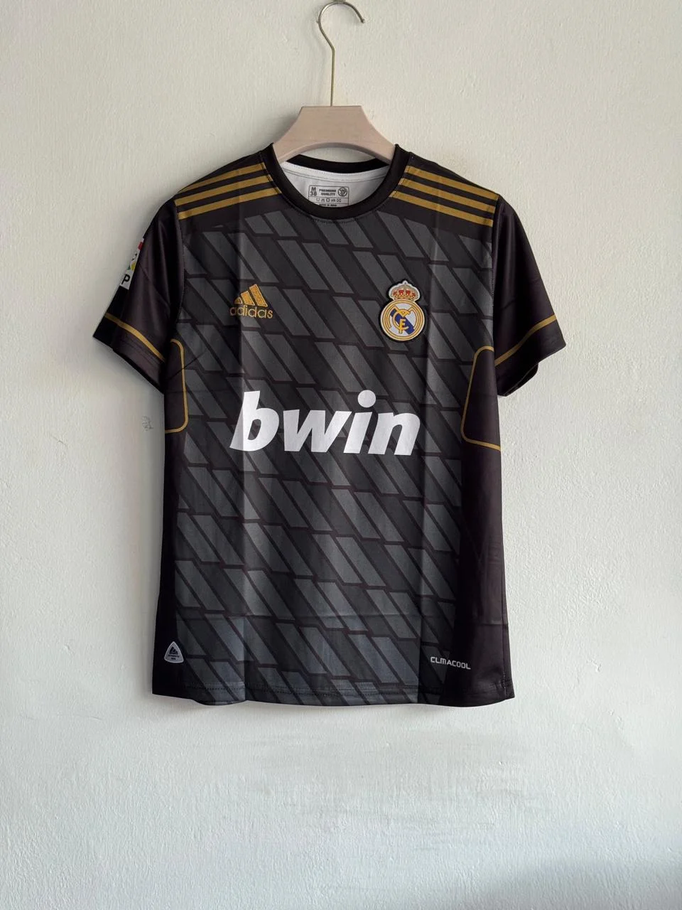 REAL MADRID RETRO 2011-12 AWAY RONALDO (EMBROIDERY LOGO)