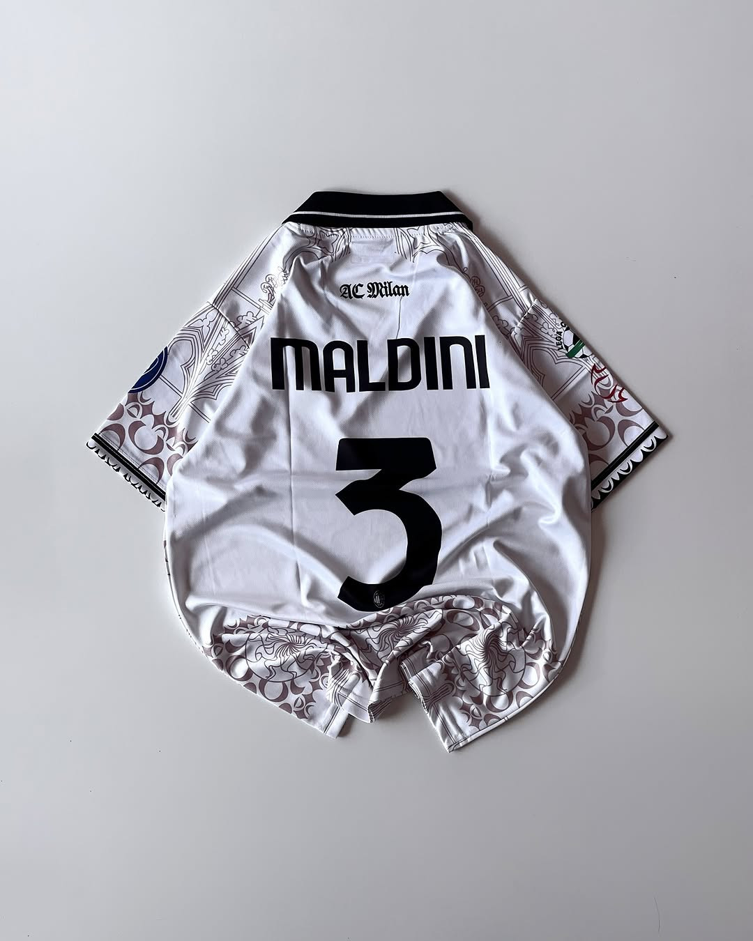 AC MILAN SPECIAL EDITION KIT COLLAR MALDINI (EMBROIDERY LOGO)