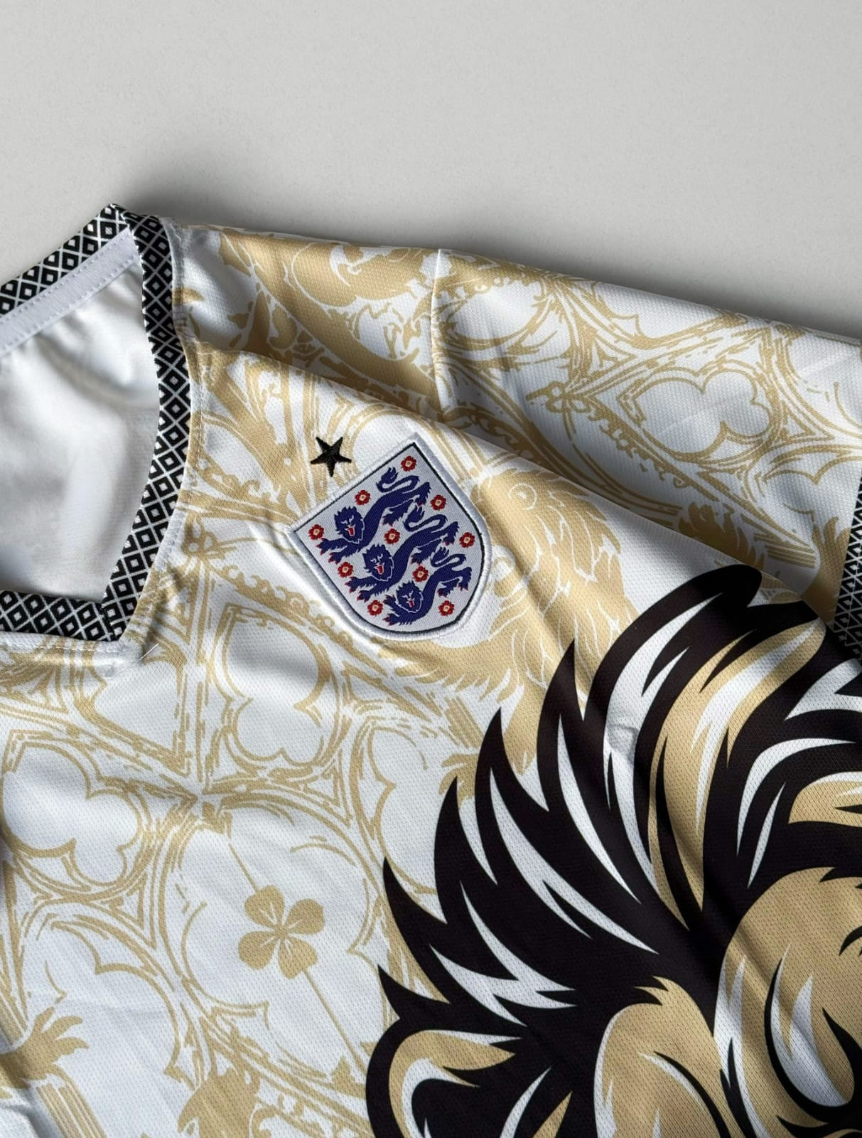 ENGLAND SPECIAL EDITION KIT (EMBROIDERY LOGOS)