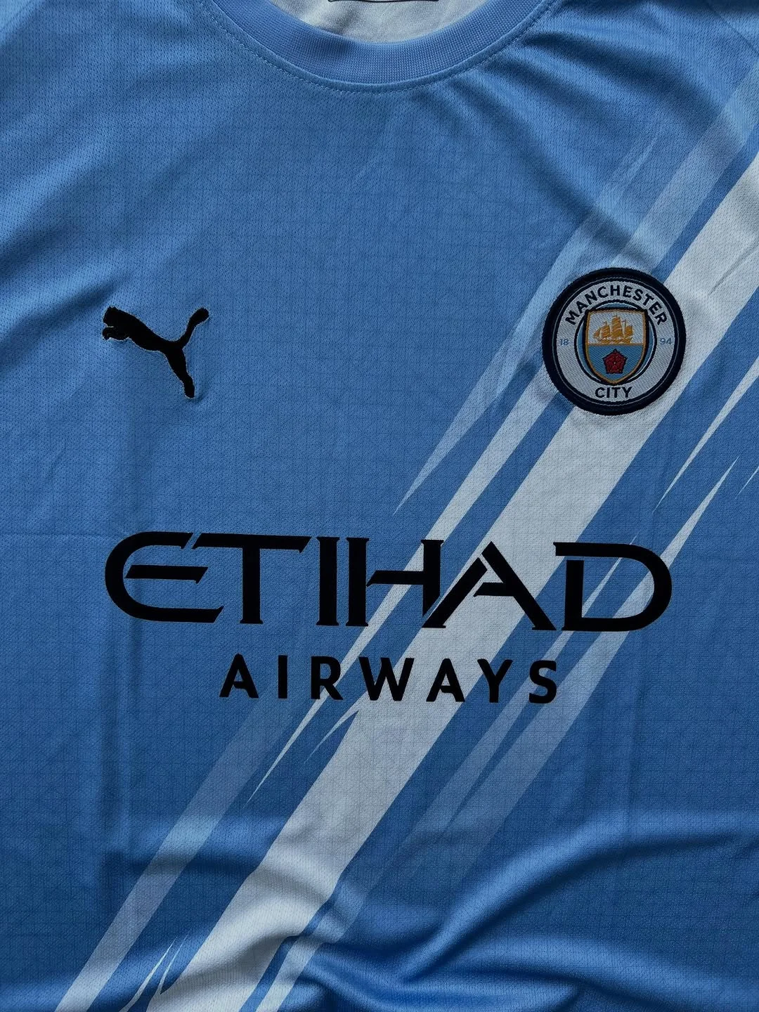 MANCHESTER CITY 2025-26 HOME HAALAND (EMBROIDERY LOGO)
