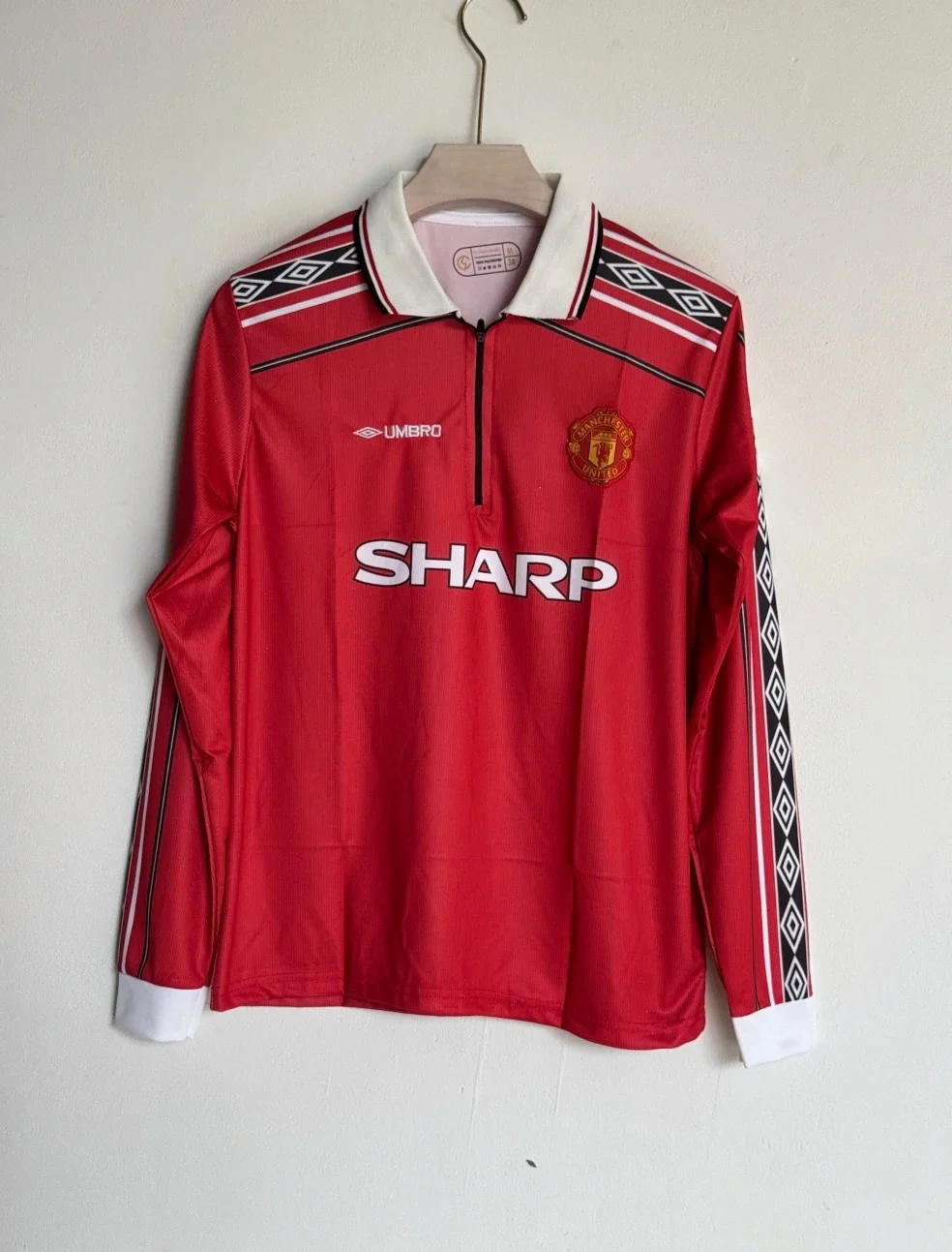 MANCHESTER UNITED RETRO 1998-99 HOME KIT COLLAR FULL SLEEVE BECKHAM (EMBROIDERY LOGO)