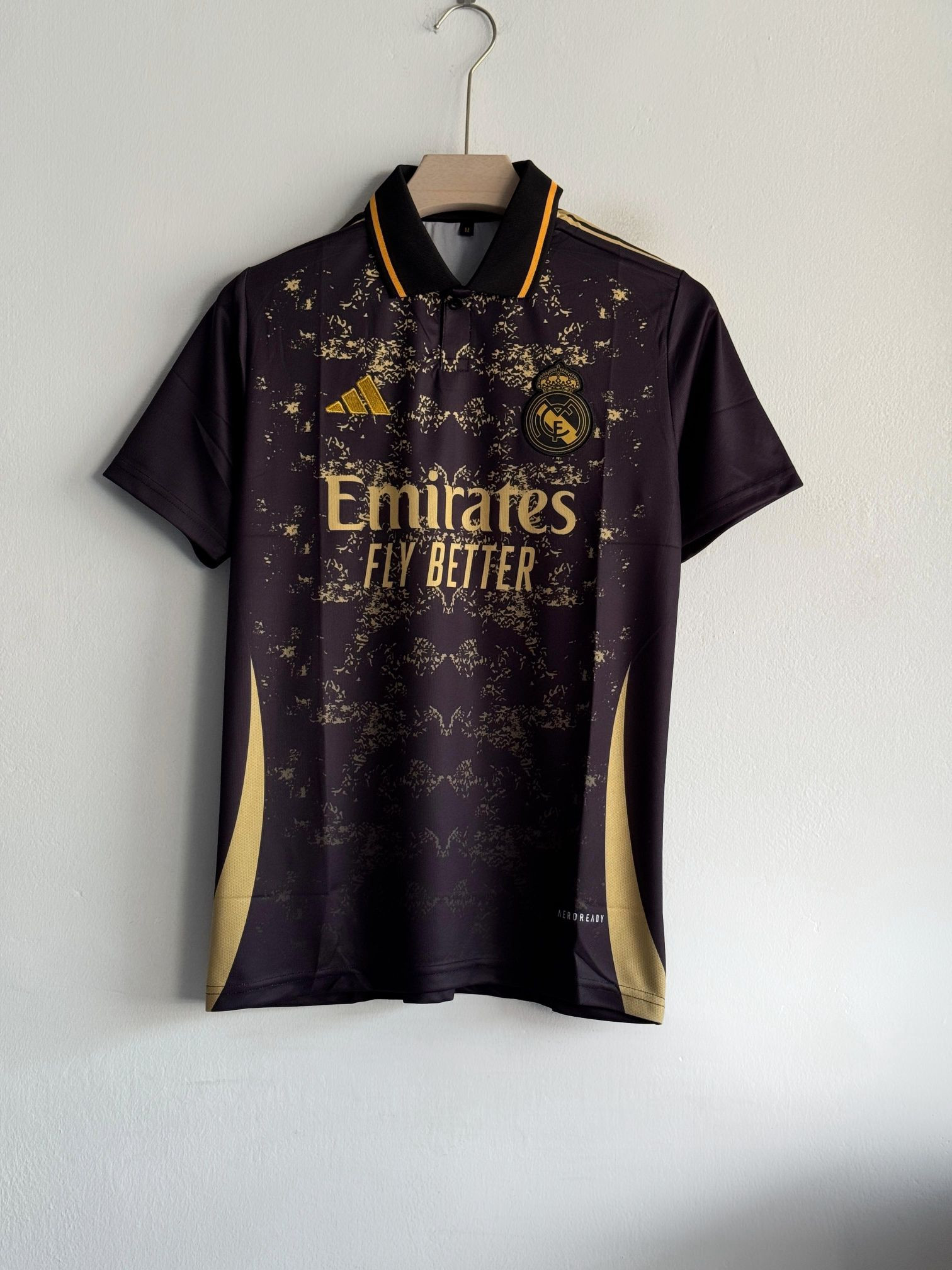REAL MADRID SPECIAL EDITION KIT COLLAR RONALDO (EMBROIDERY LOGOS)