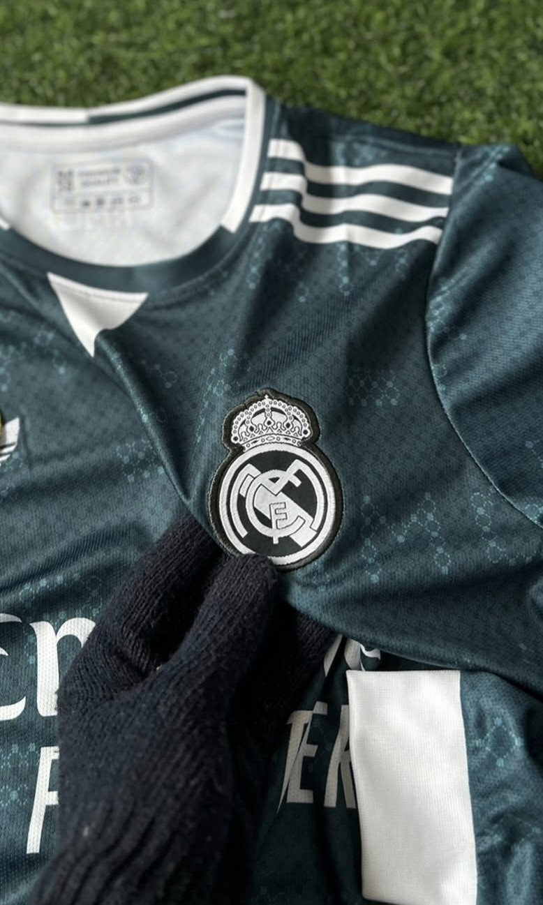 REAL MADRID 2026-27 AWAY KIT FULL SLEEVE BELLINGHAM (EMBROIDERY LOGOS)