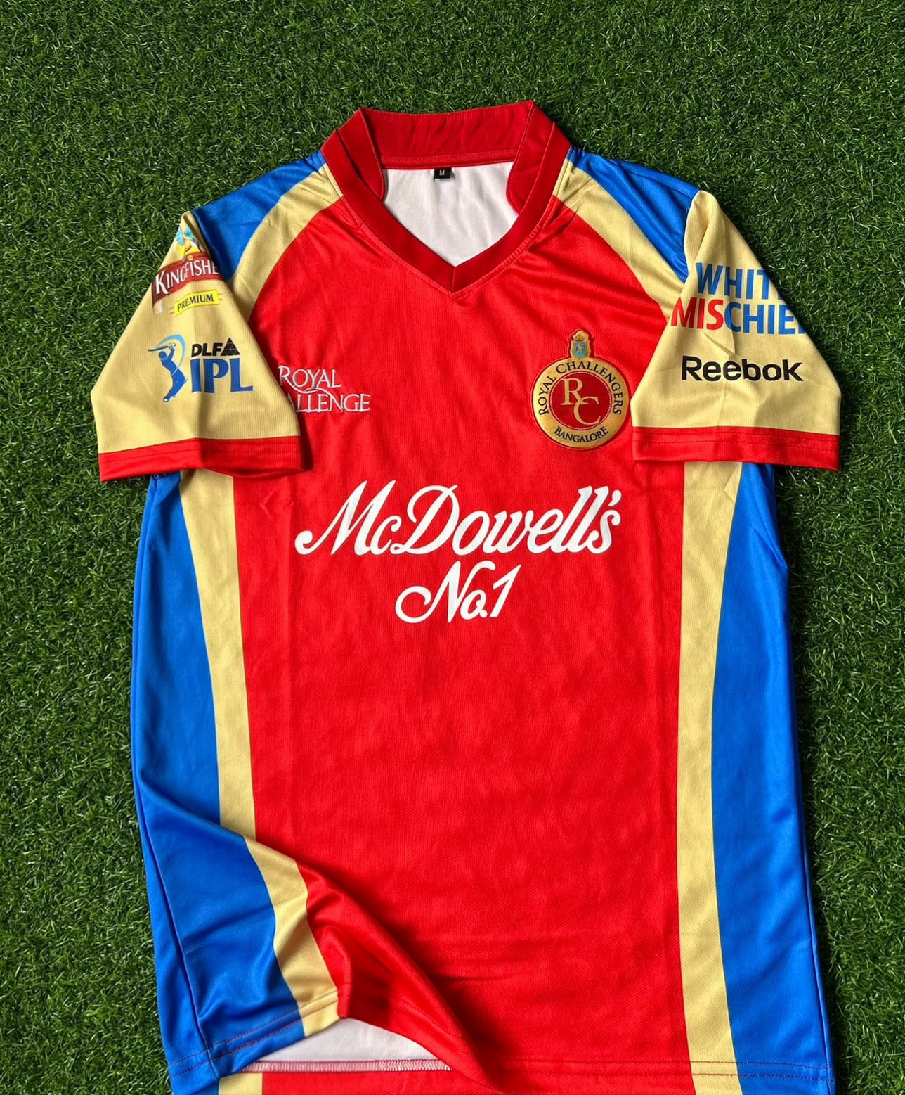 ROYAL CHALLENGERS BENGALURU 2011 IPL RETRO HOME KIT VIRAT KOHLI (EMBROIDERY LOGOS)