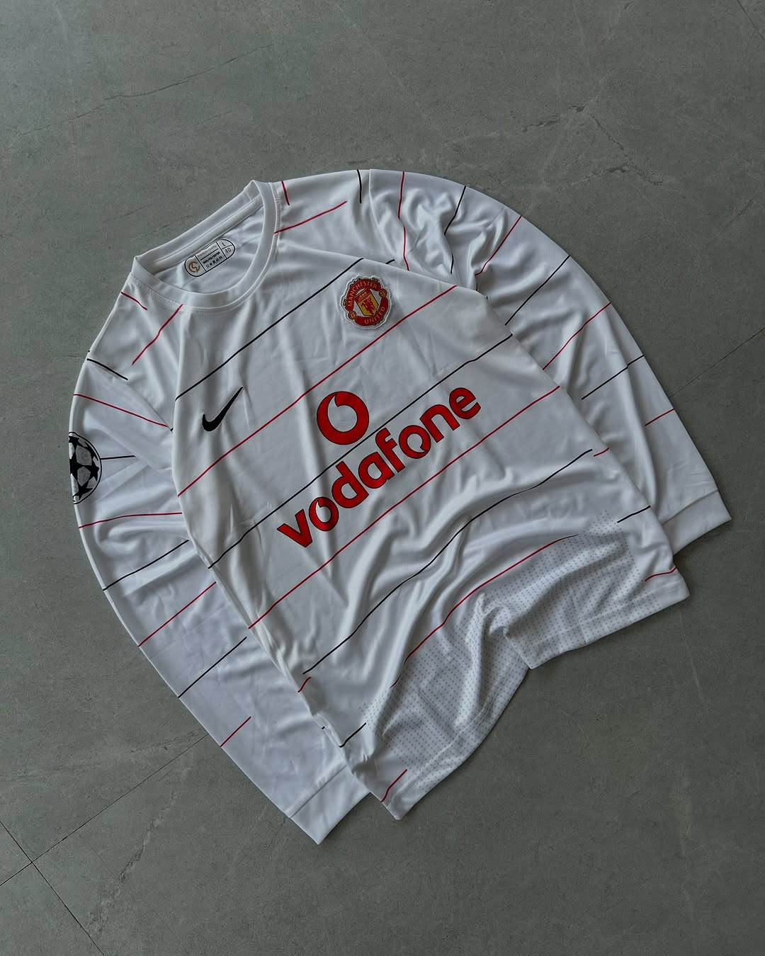 MANCHESTER UNITED RETRO 2003-04 THIRD KIT FULL SLEEVE RONALDO (EMBROIDERY LOGOS)