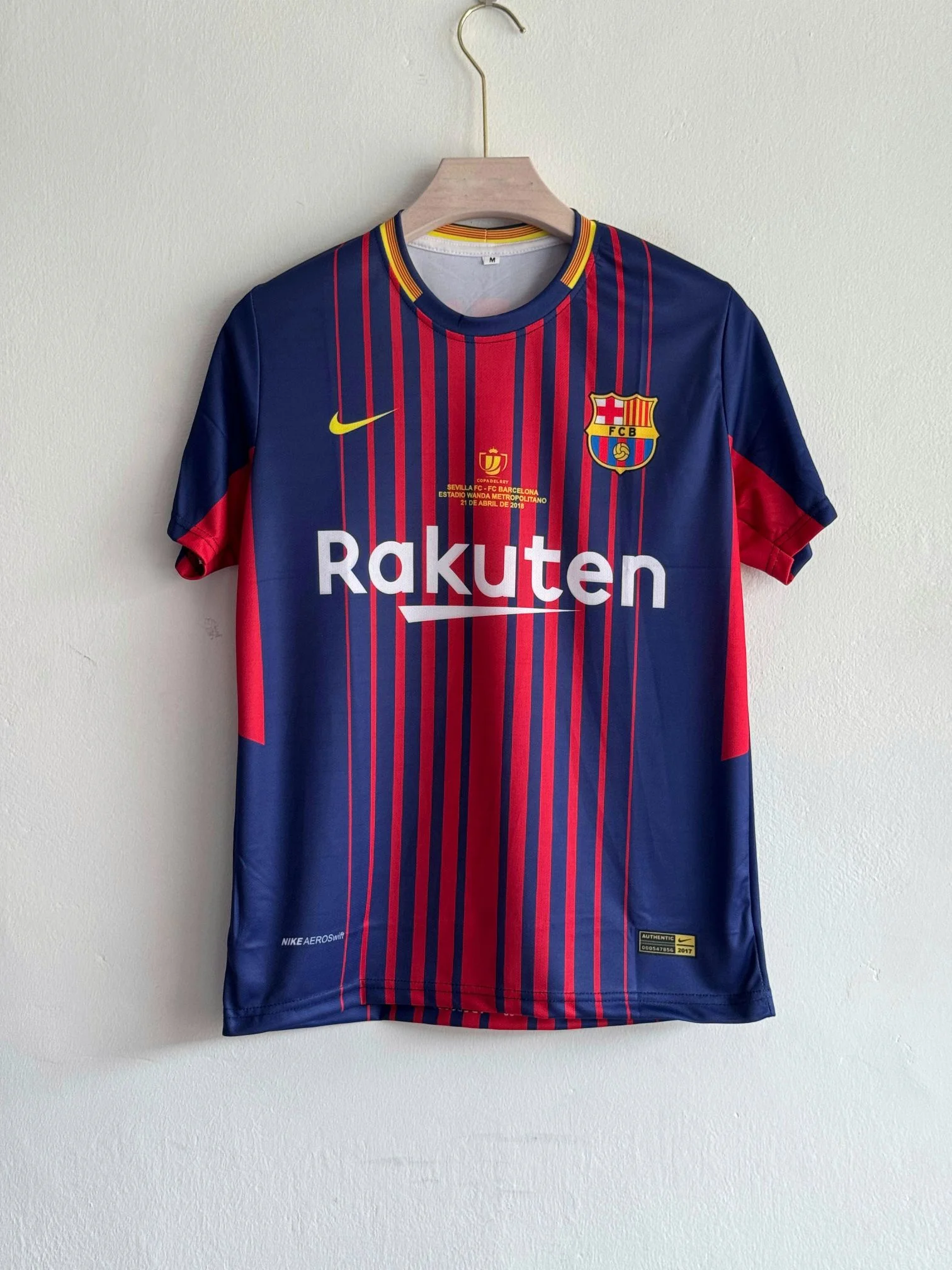 BARCELONA RETRO 2017-18 HOME KIT MESSI