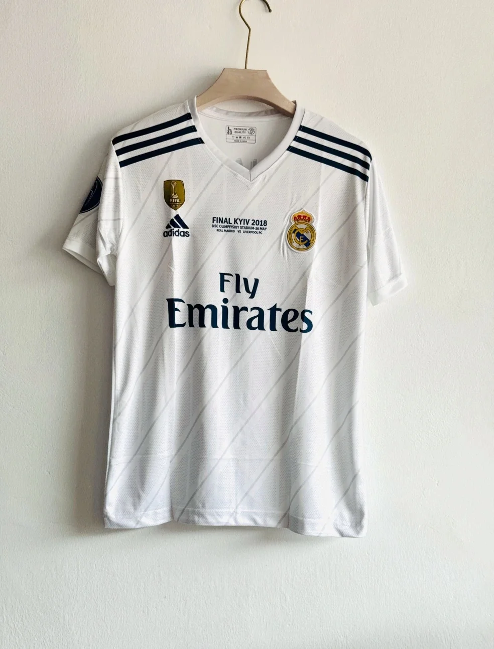 REAL MADRID RETRO 2017-18 HOME KIT RONALDO (EMBROIDERY LOGOS)
