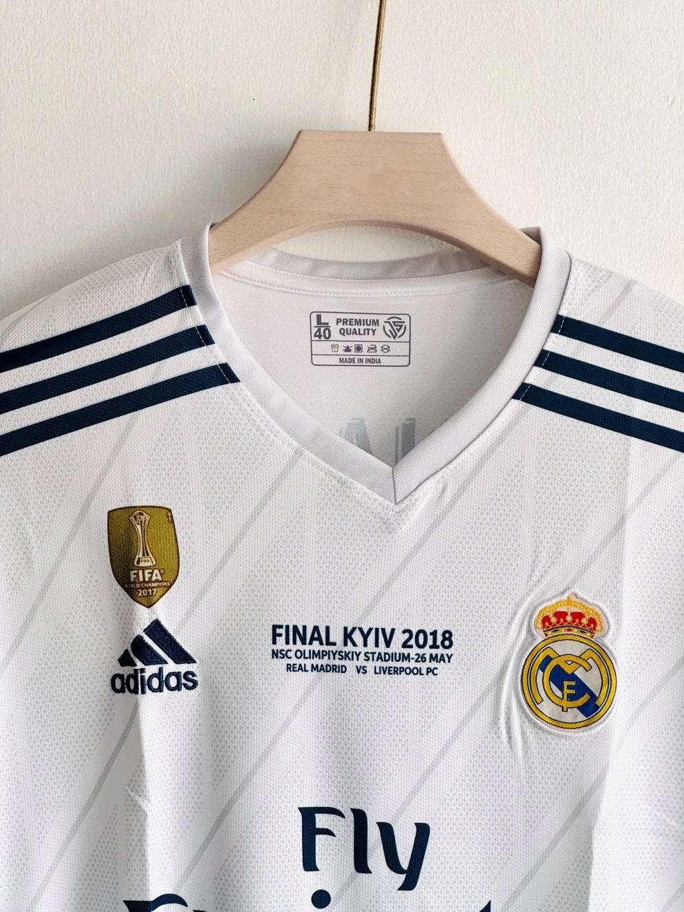 REAL MADRID RETRO 2017-18 HOME KIT RONALDO (EMBROIDERY LOGOS)