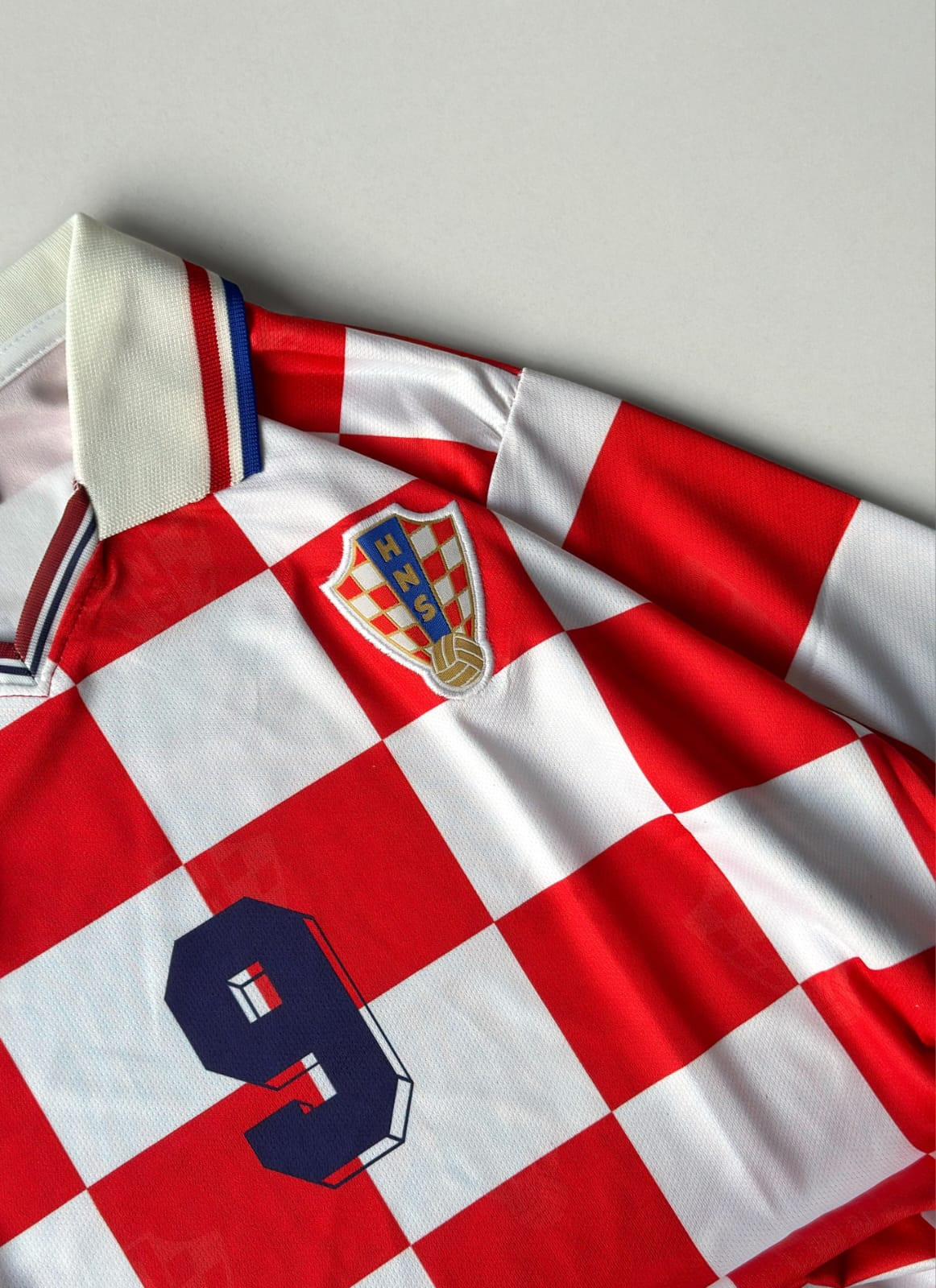 CROATIA RETRO FIVE SLEEVE COLLAR KIT SUKER (EMBROIDERY LOGOS)