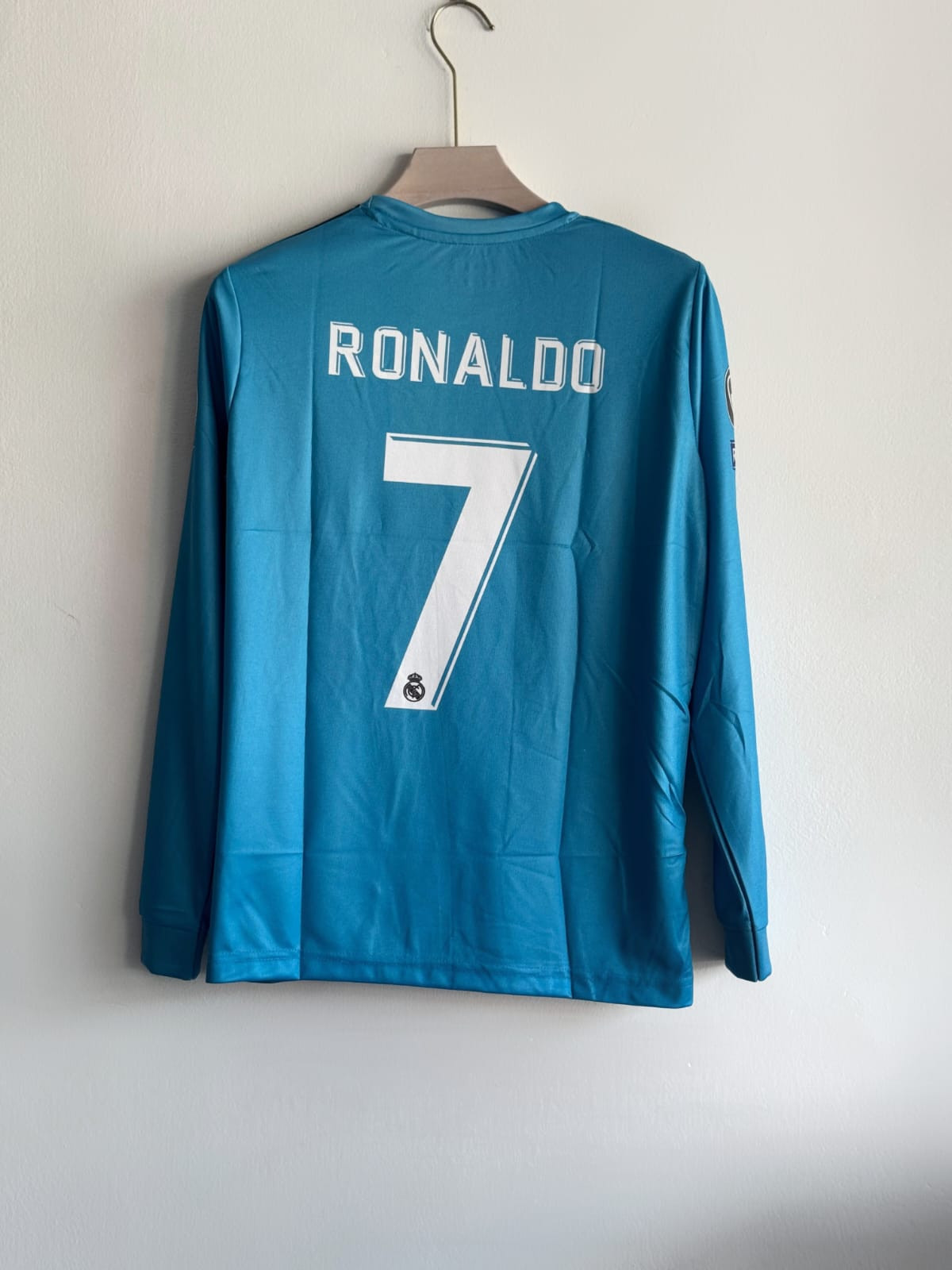 REAL MADRID RETRO 2017-18 THIRD KIT FULL SLEEVE RONALDO (EMBROIDERY LOGOS)