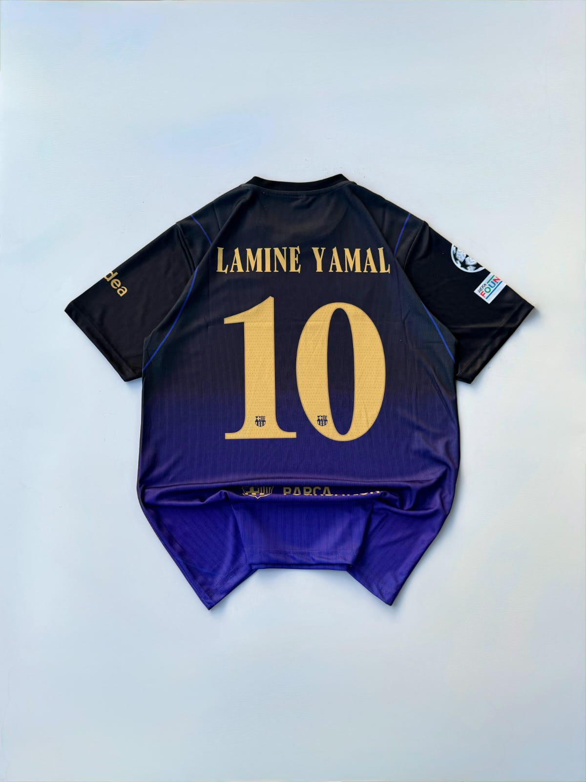 BARCELONA 2026-27 AWAY KIT YAMAL (PREMIUM HEAT PRESS BADGE)