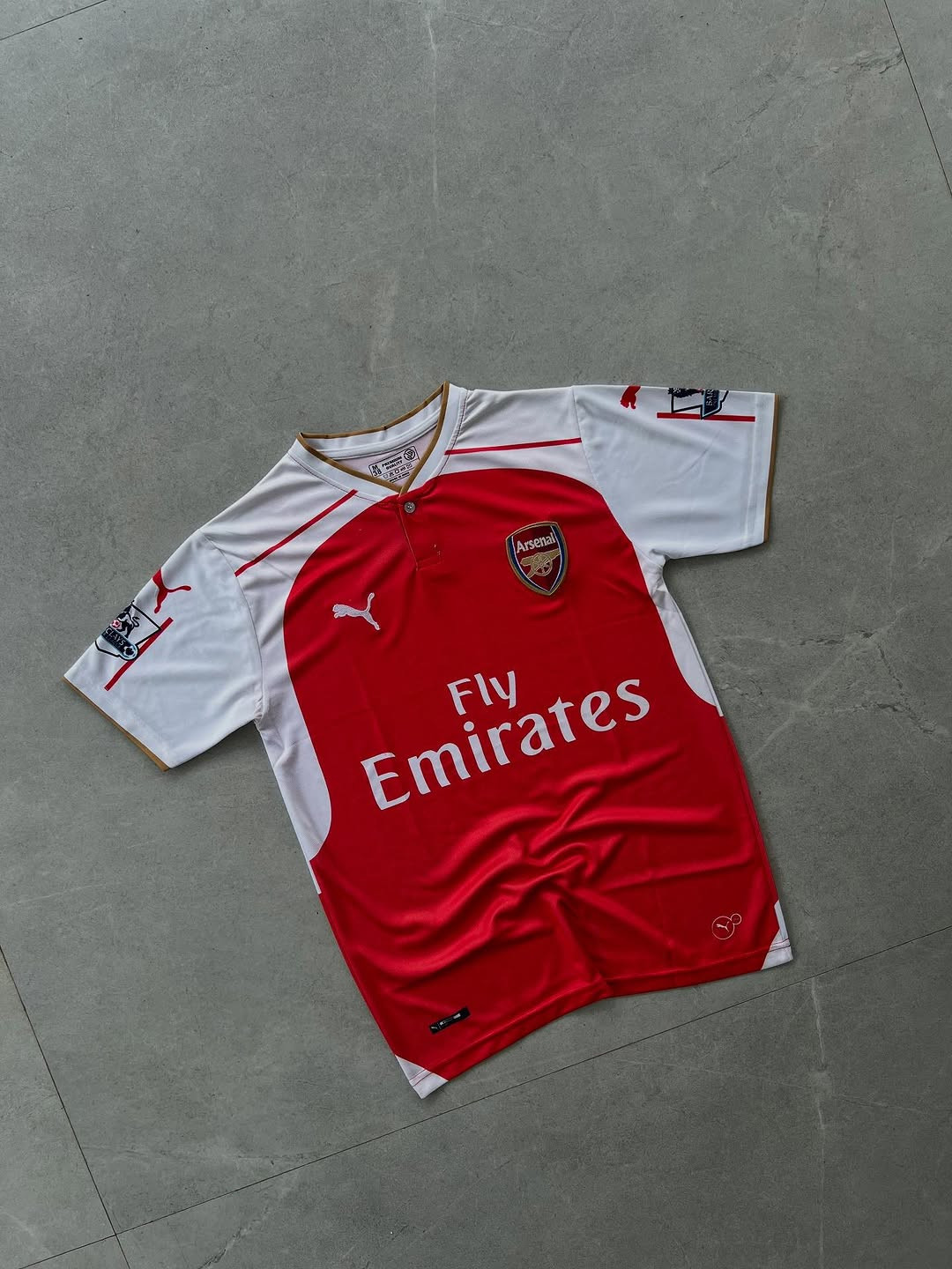 ARSENAL RETRO 2015-16 OZIL (EMBROIDERY LOGOS)