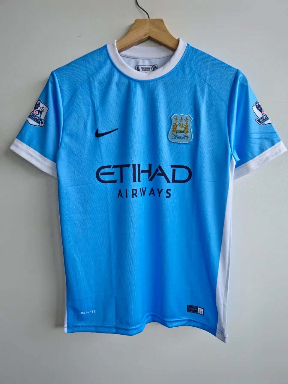 MANCHESTER CITY RETRO 2013-14 HOME KIT AGUERO (EMBROIDERY LOGOS)