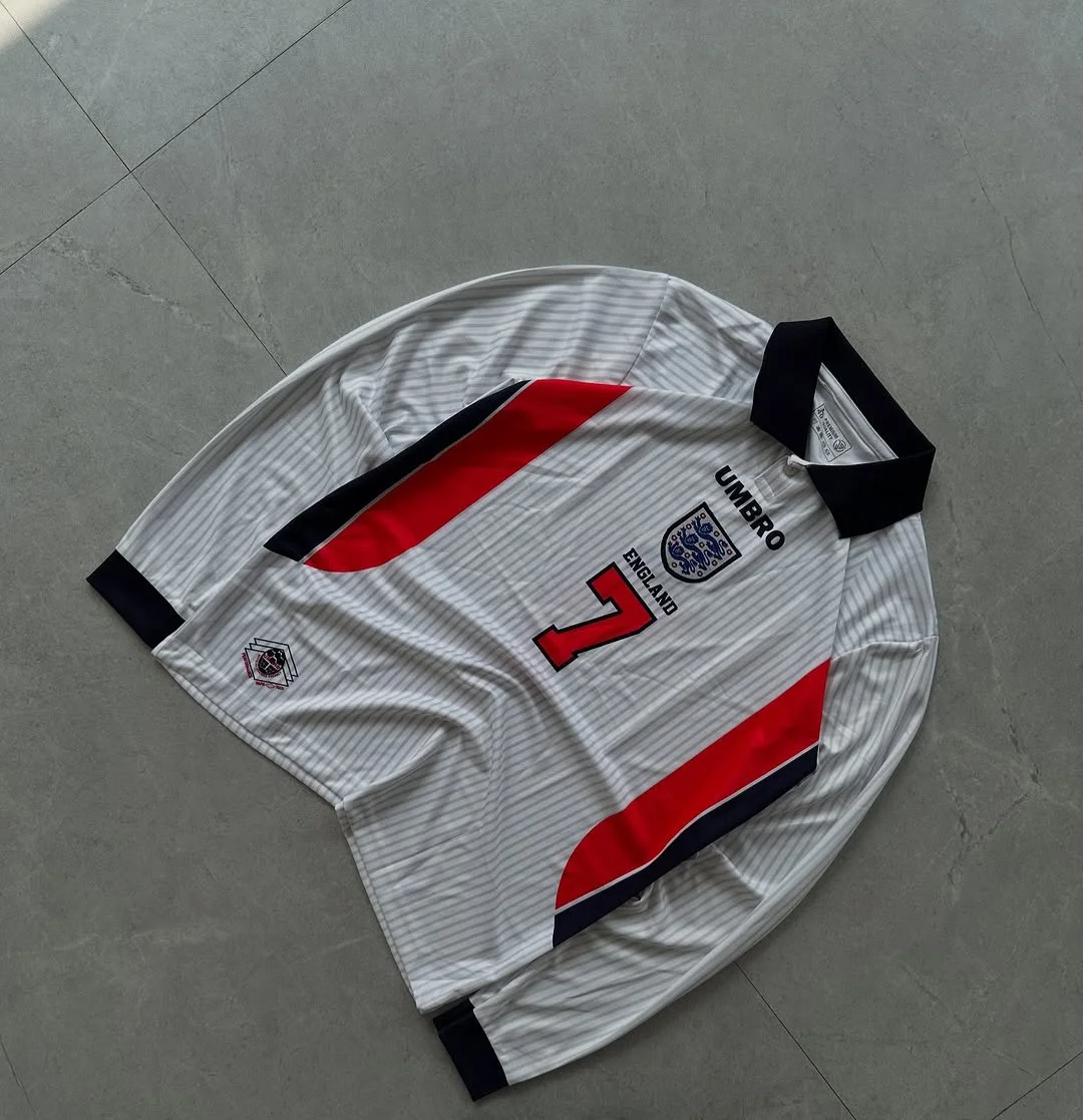 ENGLAND RETRO 1998 HOME BECKHAM with COLLAR FULL SLEEVE (EMBROIDERY LOGOS)