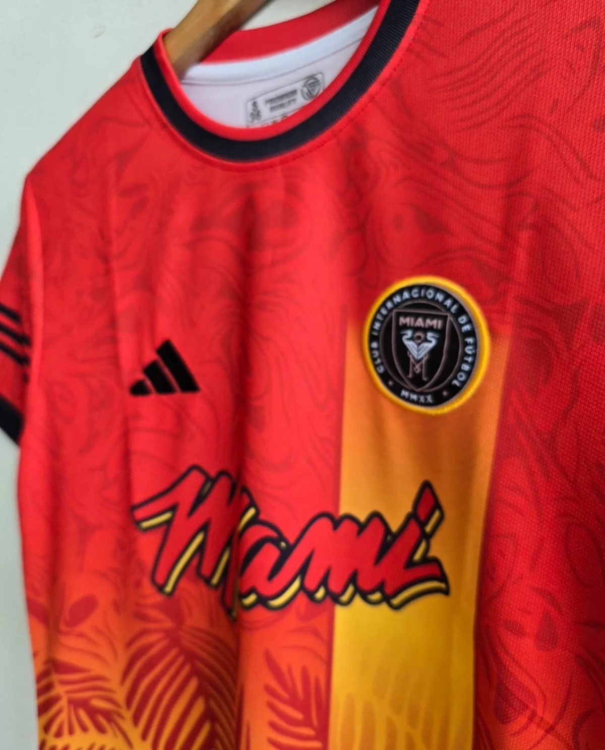 INTER MIAMI CAMISETA 24-25 MESSI (EMBROIDERY LOGOS)