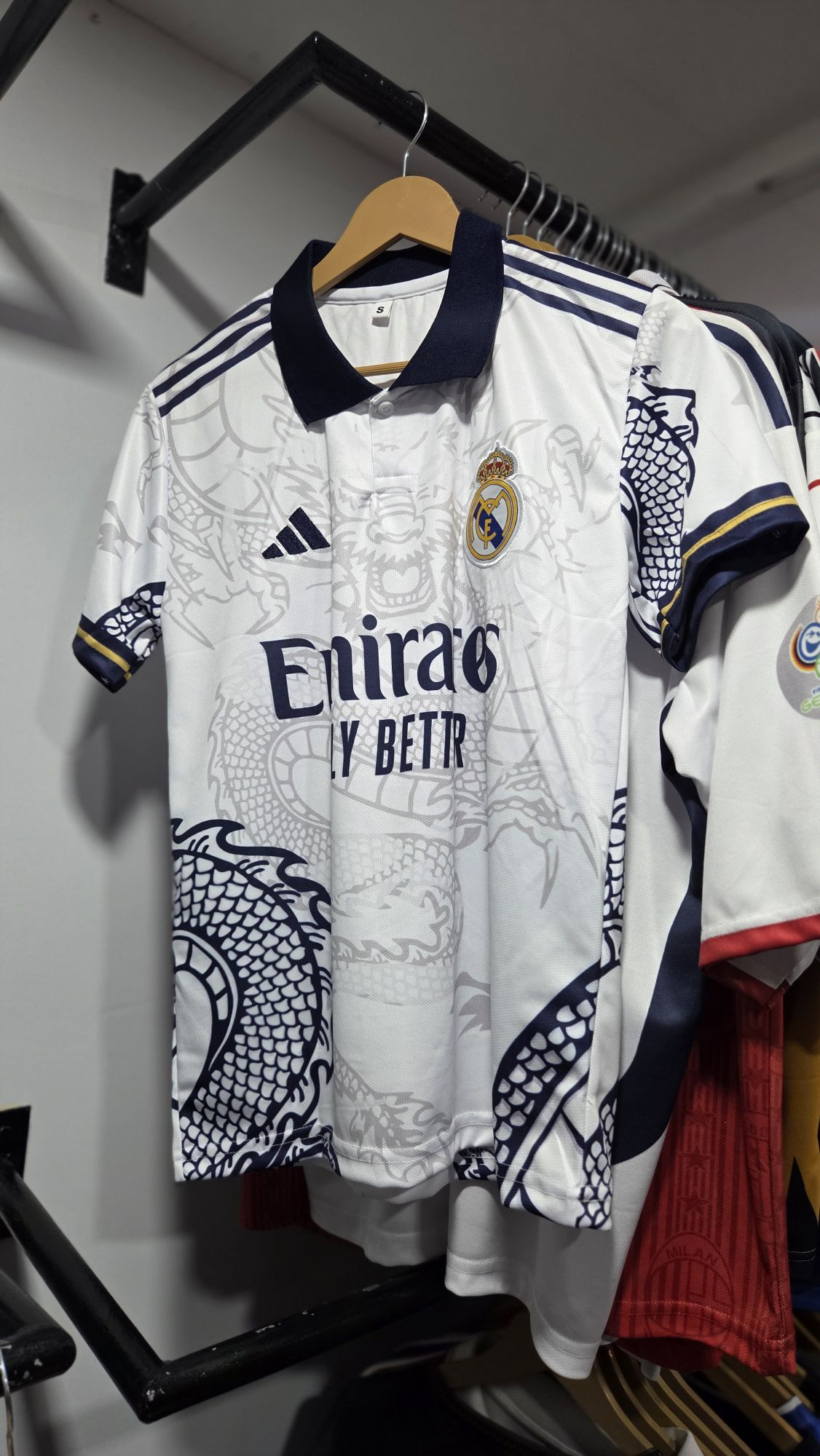 REAL MADRID DRAGON SPECIAL EDITION KIT COLLAR 