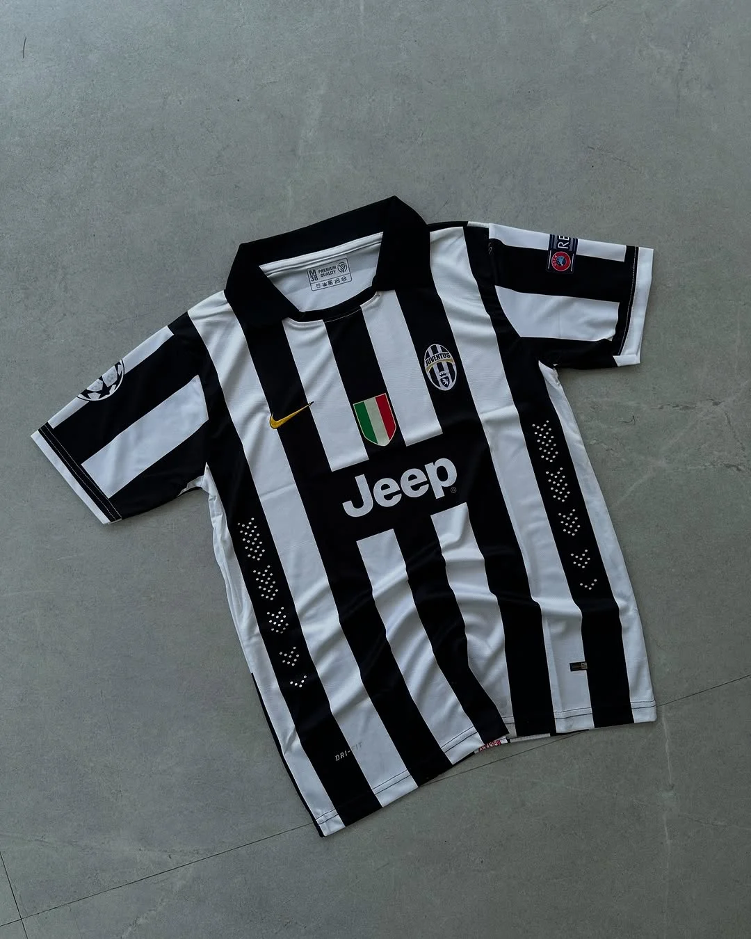 JUVENTUS RETRO 2014/15 HOME POGBA (EMBROIDERY LOGOS)