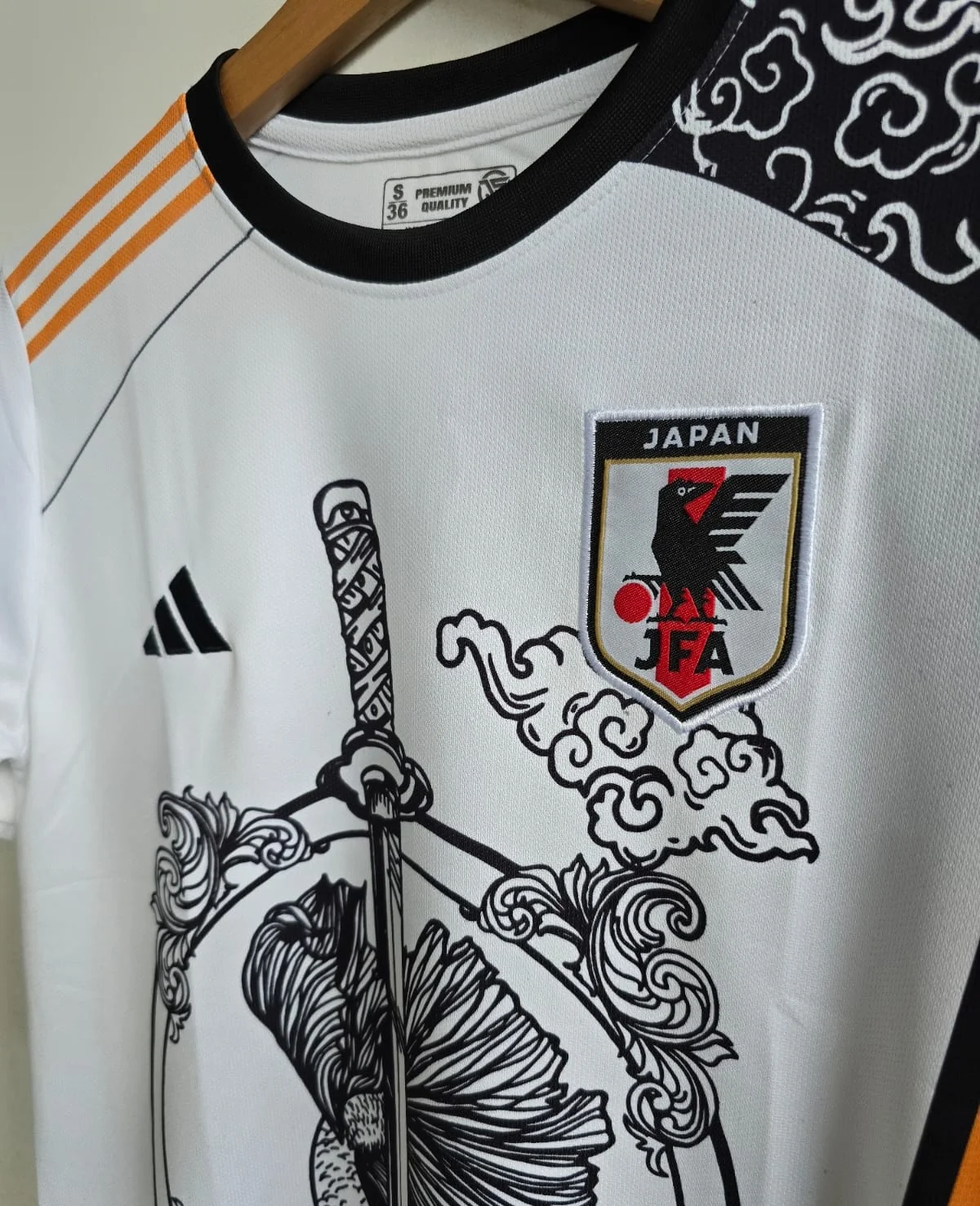 JAPAN X TSUBASA WHITE SPECIAL EDITION (EMBROIDERY LOGOS)