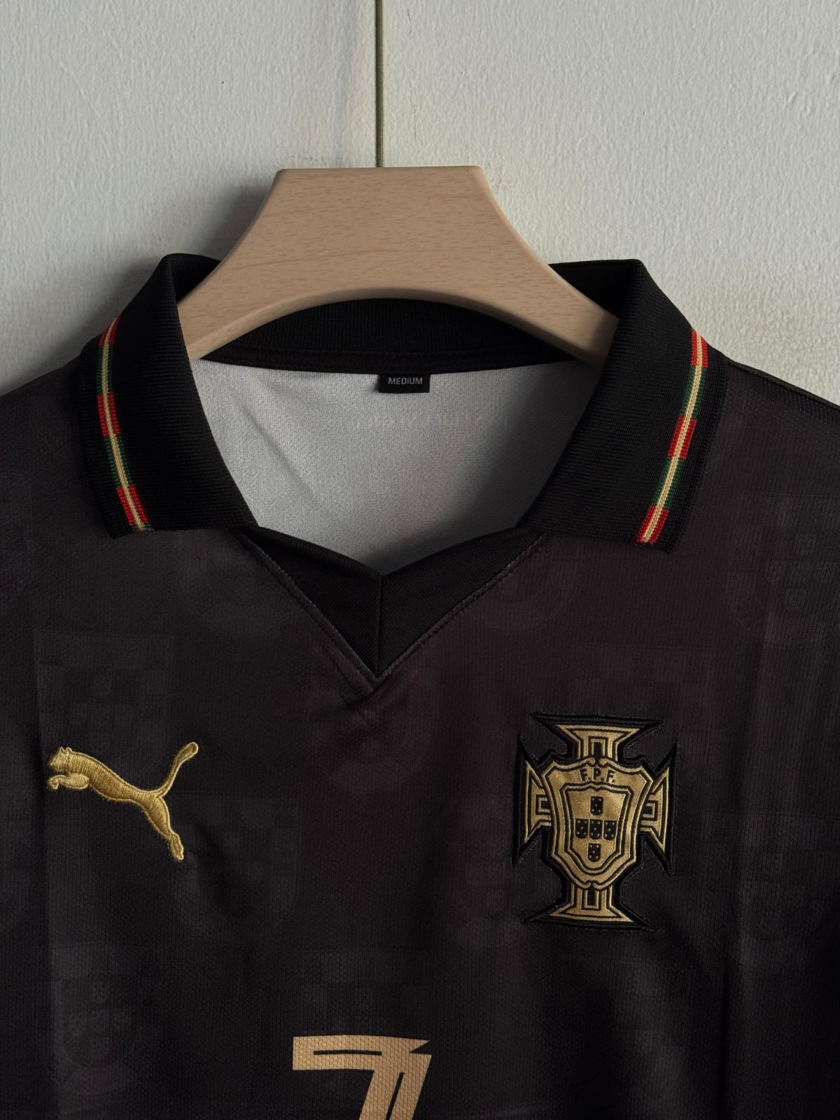 PORTUGAL SPECIAL EDITION KIT COLLAR FULL SLEEVE RONALDO (PREMIUM EMBROIDERY LOGOS)