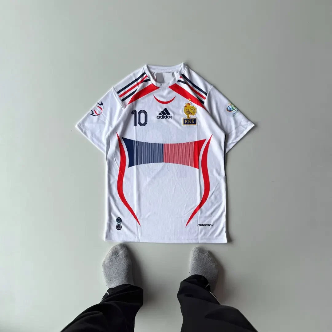 FRANCE RETRO 2006 AWAY KIT ZIDANE (EMBROIDERY LOGO)