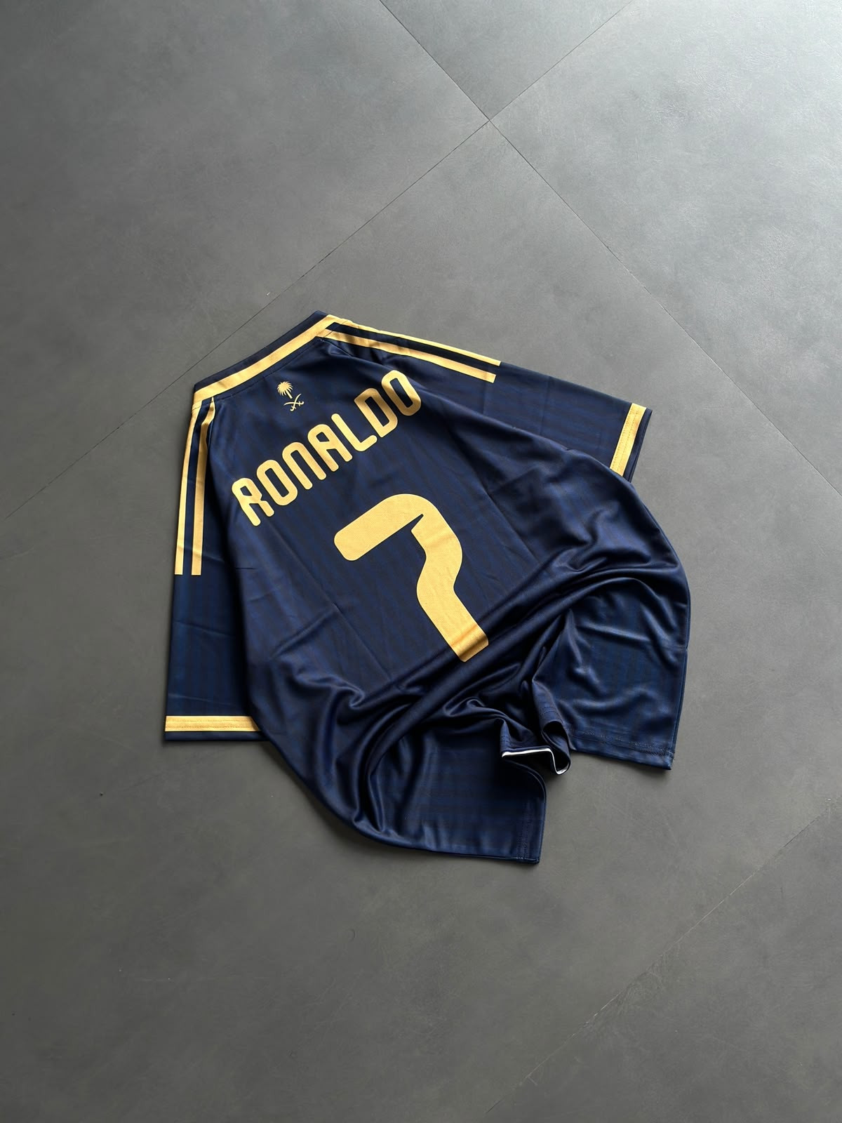 AL NASSR 2026-27 AWAY KIT FIVE SLEEVE CRISTIANO RONALDO 