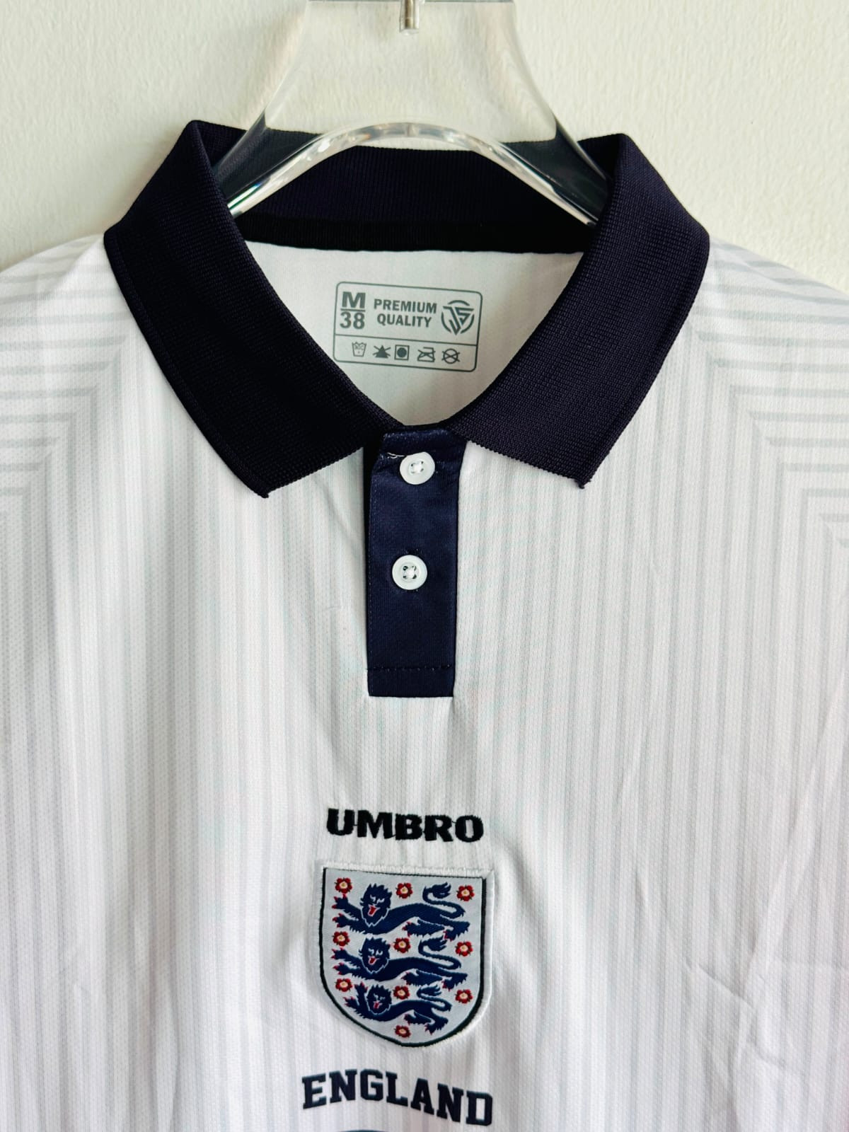 ENGLAND RETRO 1998 HOME KIT COLLAR  BECKHAM (EMBROIDERY LOGO)
