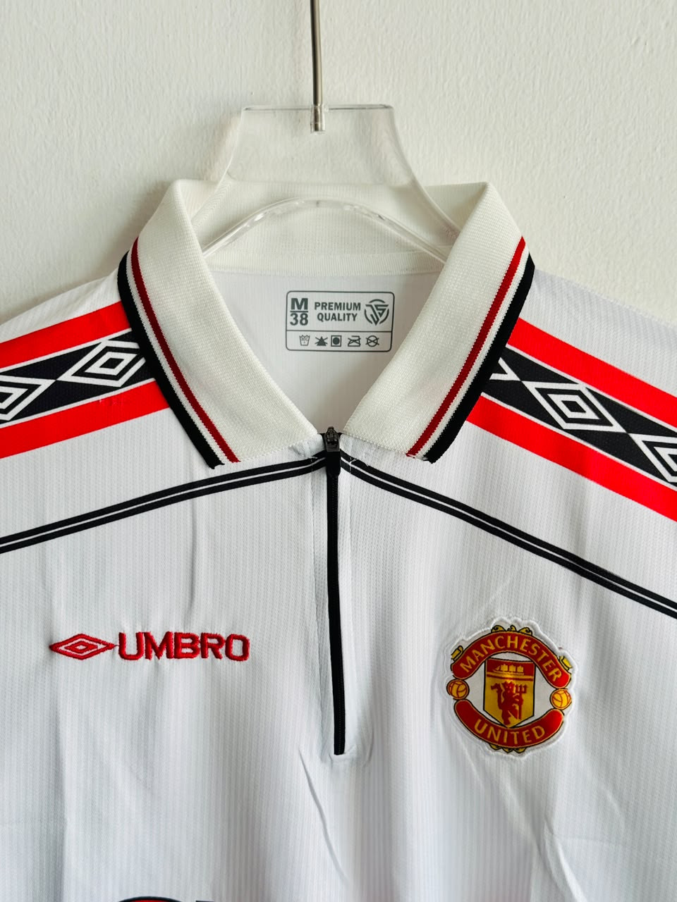 MANCHESTER UNITED RETRO 1998-99 AWAY KIT COLLAR ZIP FULL SLEEVE BECKHAM (EMBROIDERY LOGO)