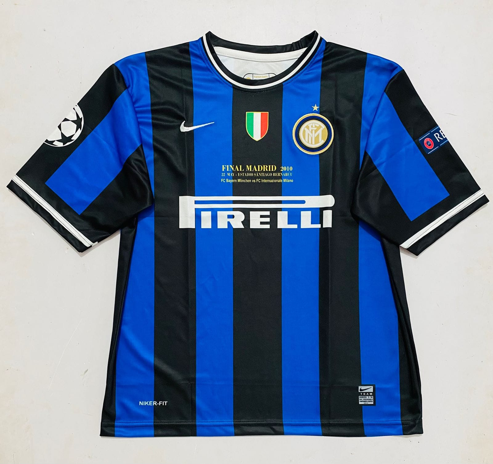 INTER MILAN RETRO 2009-10 HOME KIT FIVE SLEEVE ZANETTI ( EMBROIDERY LOGOS)